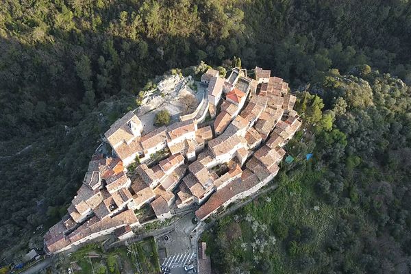 Peillon, village perché (06)